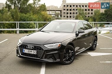 Седан Audi A4 2021 в Києві