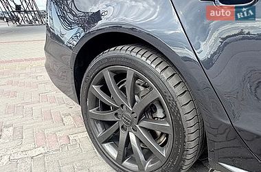 Седан Audi A4 2014 в Харкові