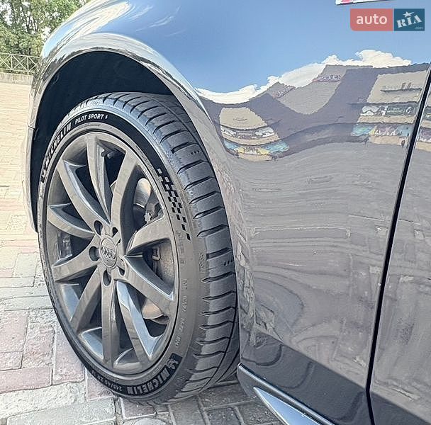 Седан Audi A4 2014 в Харкові