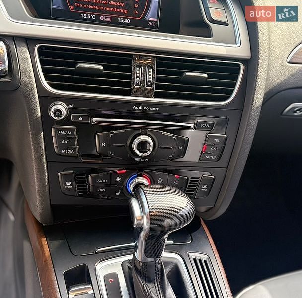 Седан Audi A4 2014 в Харкові