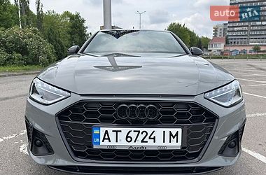 Седан Audi A4 2020 в Ивано-Франковске