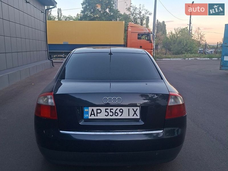 Седан Audi A4 2003 в Києві