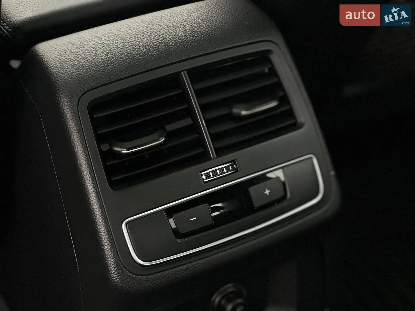 2016 Audi A4 - мініатюра 41
