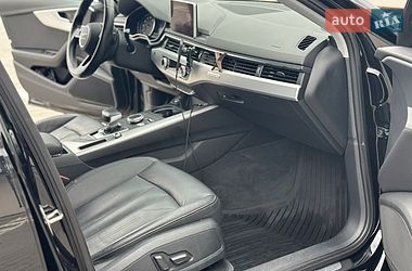 Седан Audi A4 2016 в Рівному