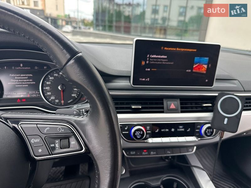 Седан Audi A4 2016 в Рівному