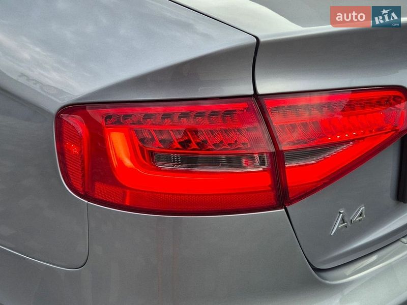 Седан Audi A4 2015 в Полтаві