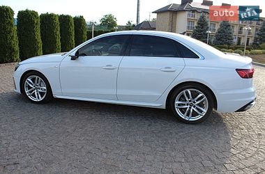 Седан Audi A4 2021 в Жовкве