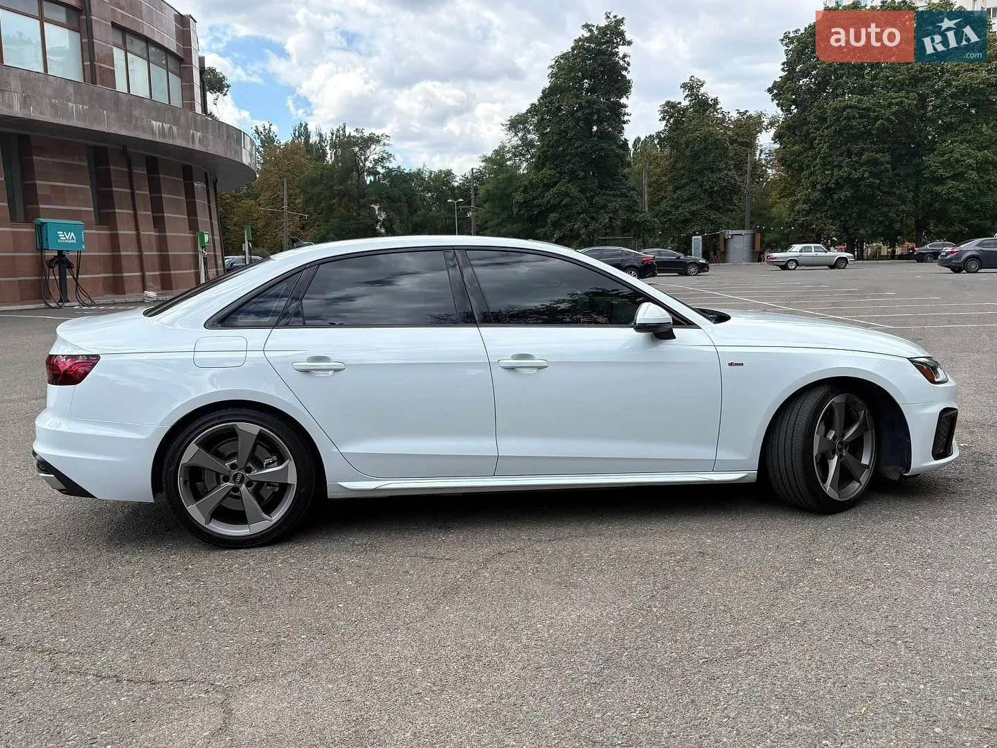 2021 Audi A4 - мініатюра 3