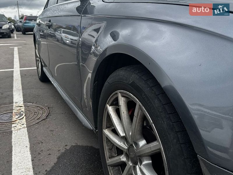 Седан Audi A4 2014 в Чернигове