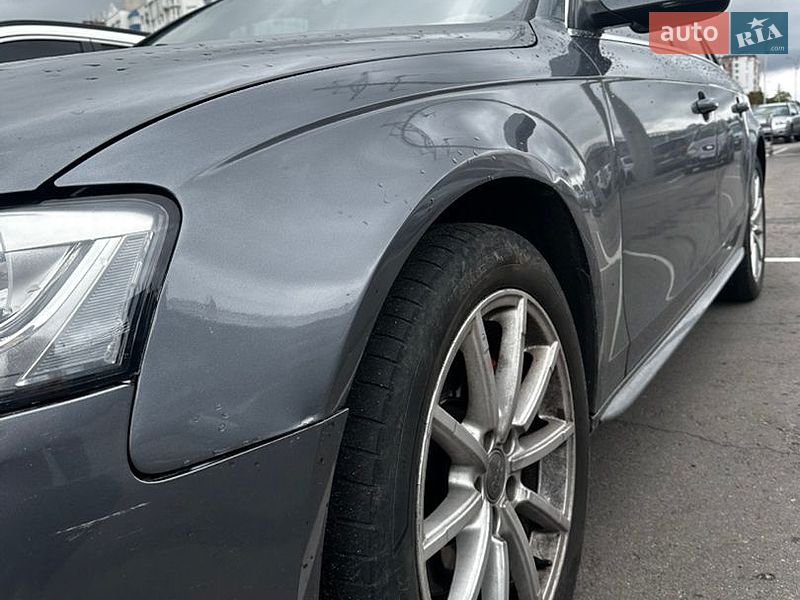 Седан Audi A4 2014 в Чернигове