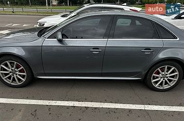 Седан Audi A4 2014 в Чернигове