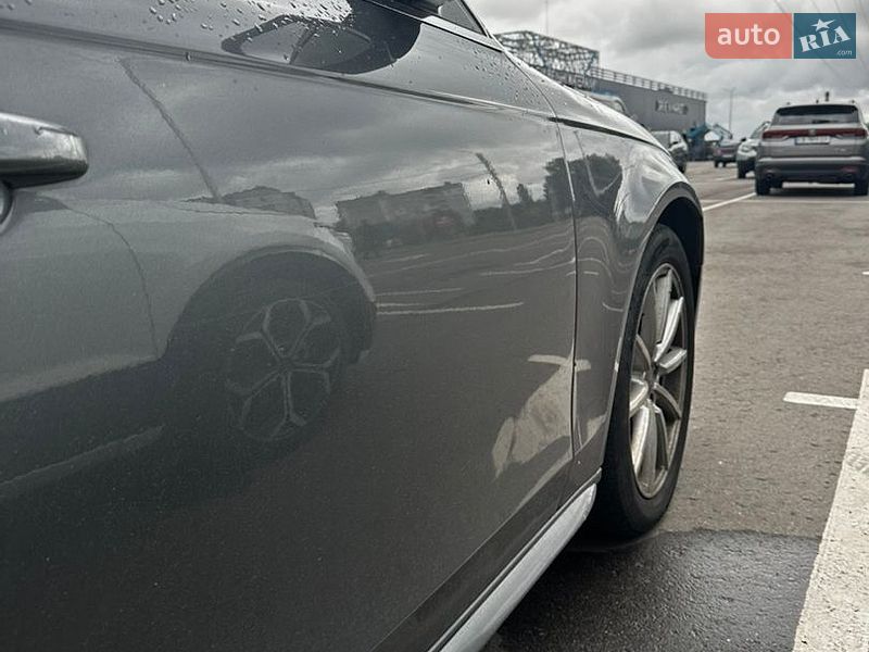 Седан Audi A4 2014 в Чернигове