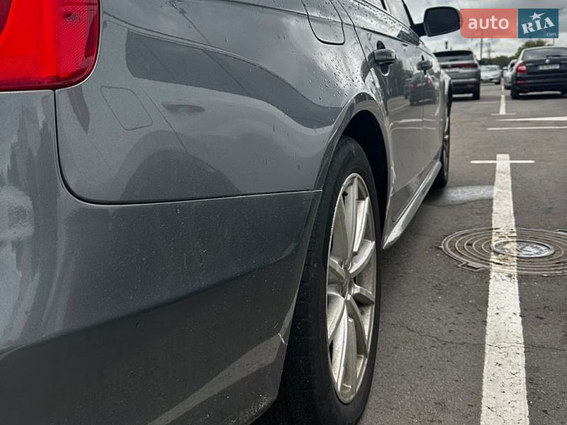 Седан Audi A4 2014 в Чернигове