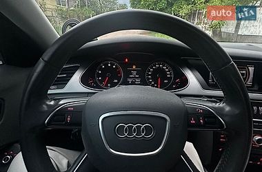 Седан Audi A4 2014 в Чернигове