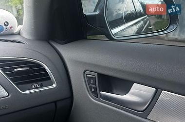 Седан Audi A4 2014 в Чернигове