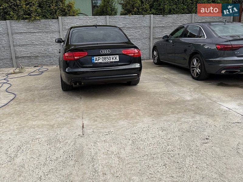 Седан Audi A4 2013 в Днепре