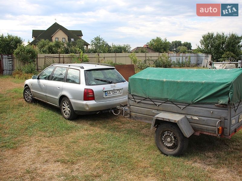 Универсал Audi A4 1996 в Киеве