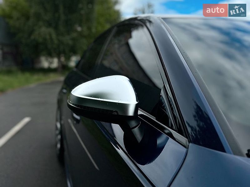 Седан Audi A4 2019 в Киеве