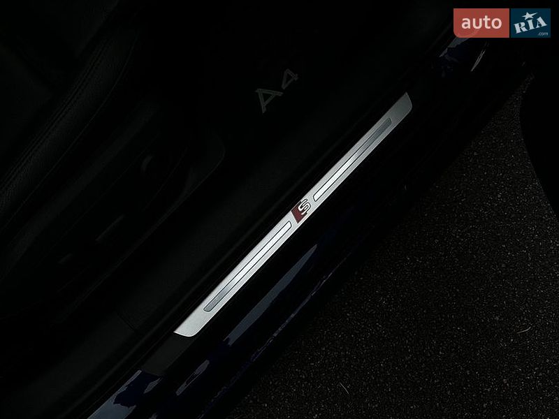 Седан Audi A4 2019 в Киеве