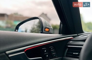 Седан Audi A4 2019 в Киеве