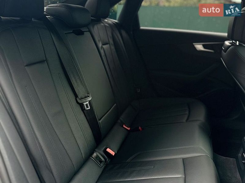 Седан Audi A4 2019 в Киеве