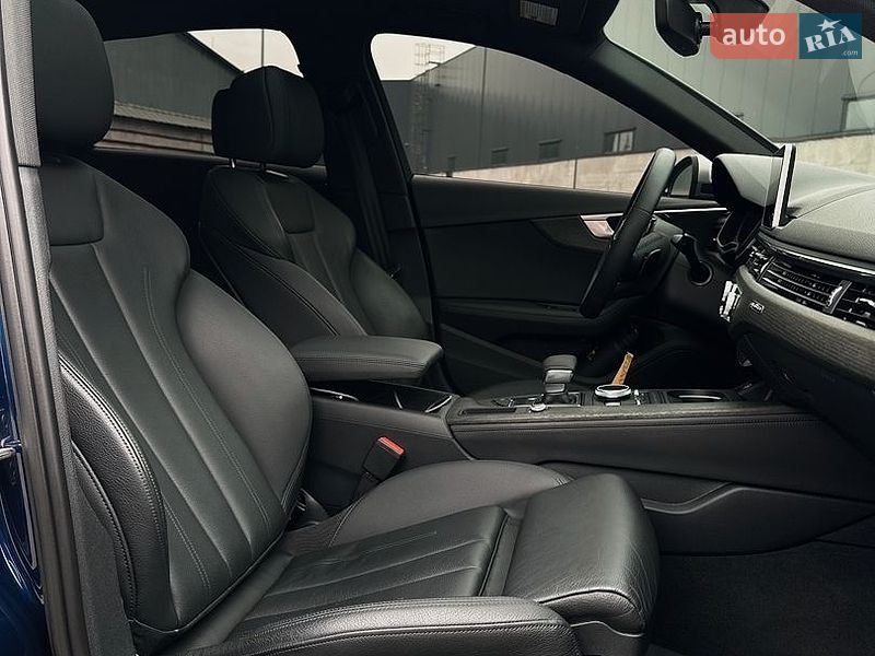 Седан Audi A4 2019 в Киеве
