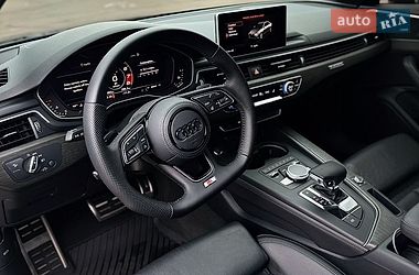 Седан Audi A4 2019 в Киеве