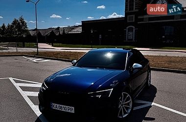 Седан Audi A4 2019 в Киеве