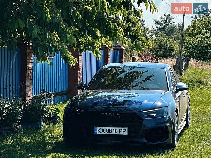 Седан Audi A4 2019 в Киеве