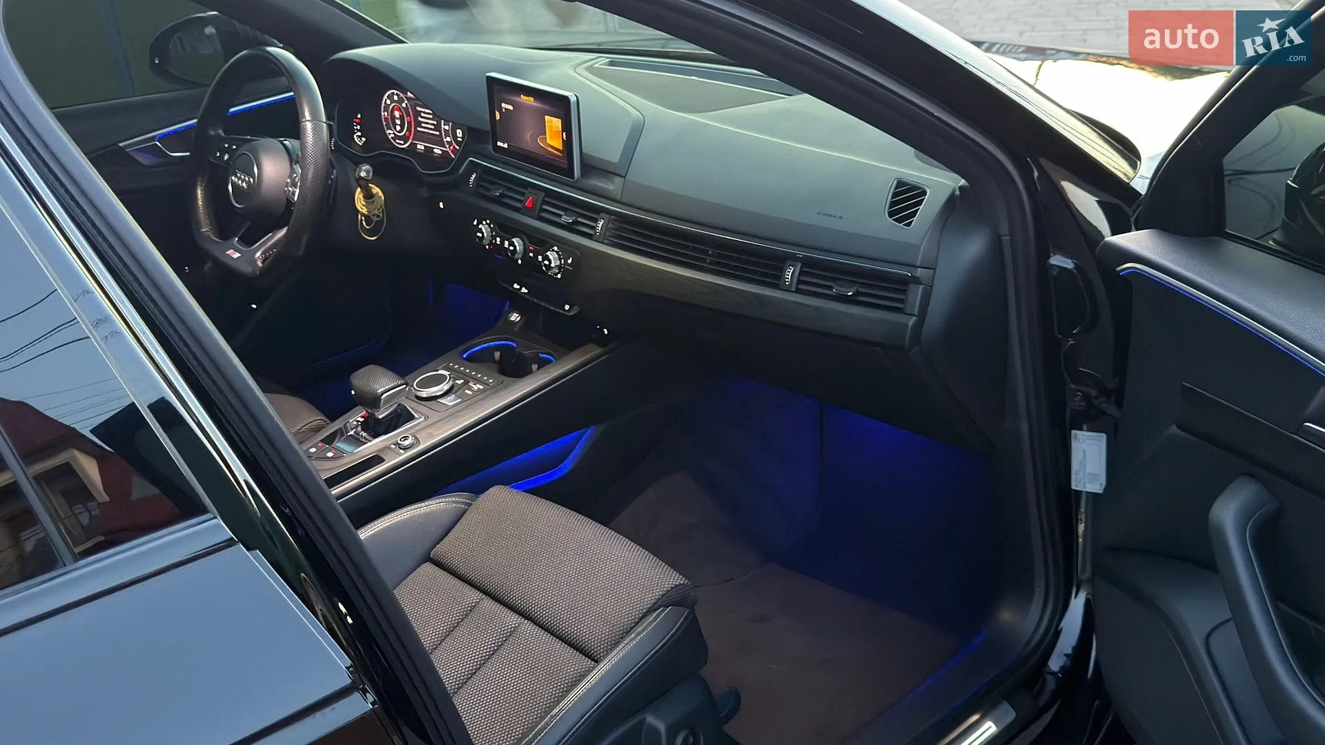 2016 Audi A4 - мініатюра 16