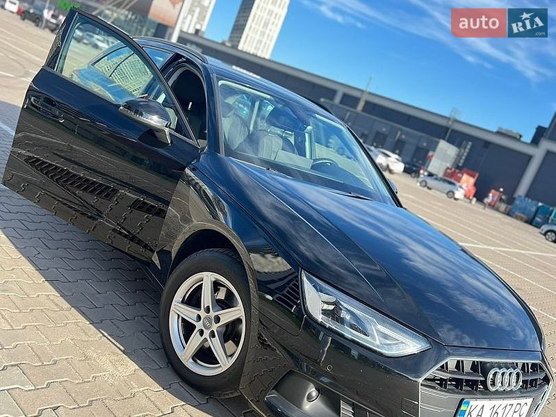 Універсал Audi A4 2020 в Києві