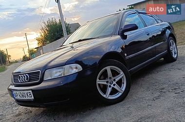 Седан Audi A4 1997 в Звенигородке