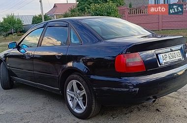 Седан Audi A4 1997 в Звенигородке