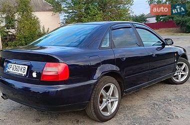 Седан Audi A4 1997 в Звенигородке