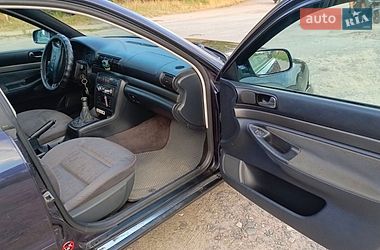 Седан Audi A4 1997 в Звенигородке