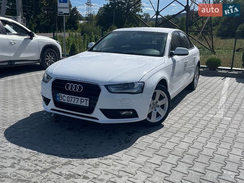 Седан Audi A4 2012 в Самборе фото Седан Audi A4 2012 в Самборе