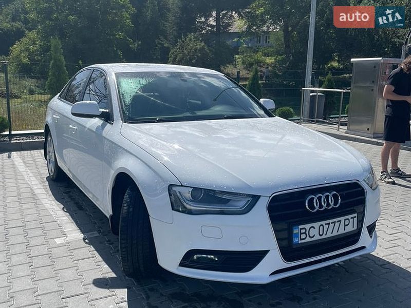 Седан Audi A4 2012 в Самборе фото 2 Седан Audi A4 2012 в Самборе