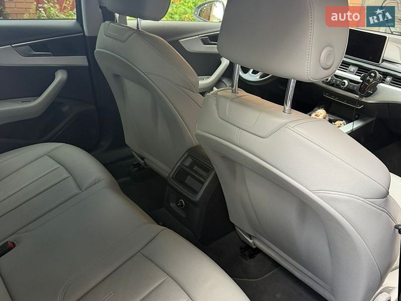Седан Audi A4 2017 в Полтаве