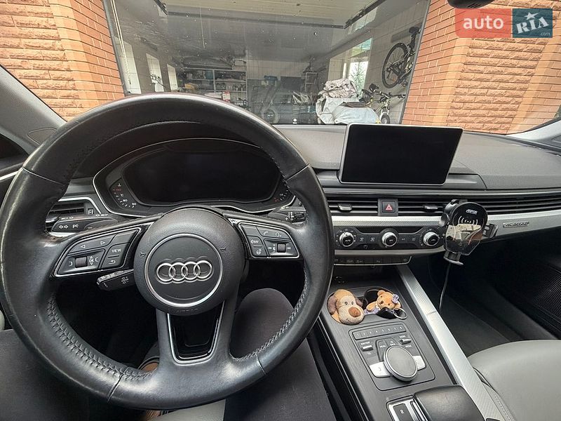 Седан Audi A4 2017 в Полтаве