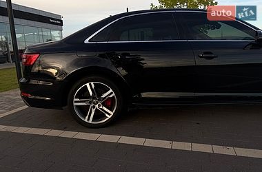 Седан Audi A4 2016 в Мукачевому