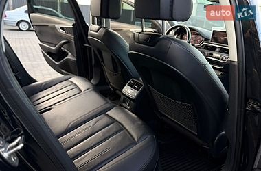 Седан Audi A4 2016 в Мукачевому