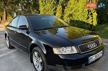 Седан Audi A4 2002 в Ратному