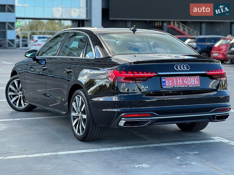 Седан Audi A4 2021 в Києві
