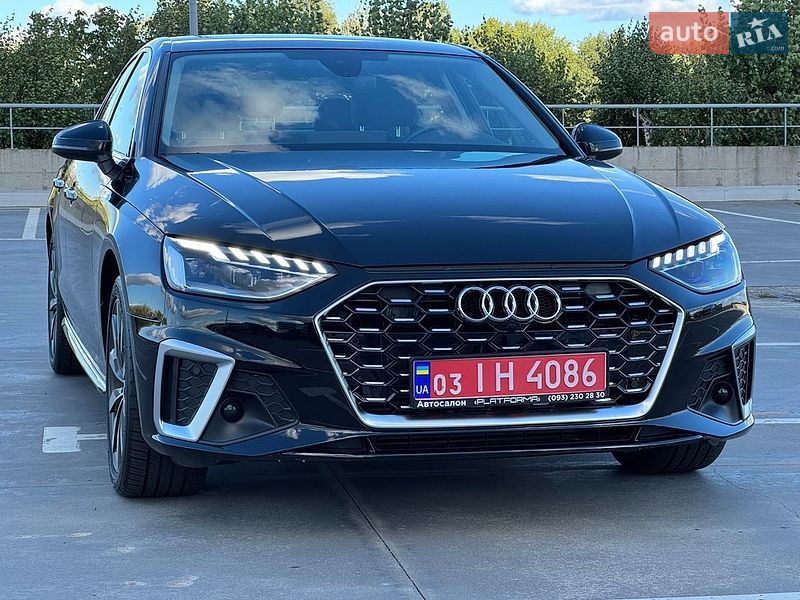 Седан Audi A4 2021 в Києві