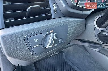 Седан Audi A4 2021 в Києві
