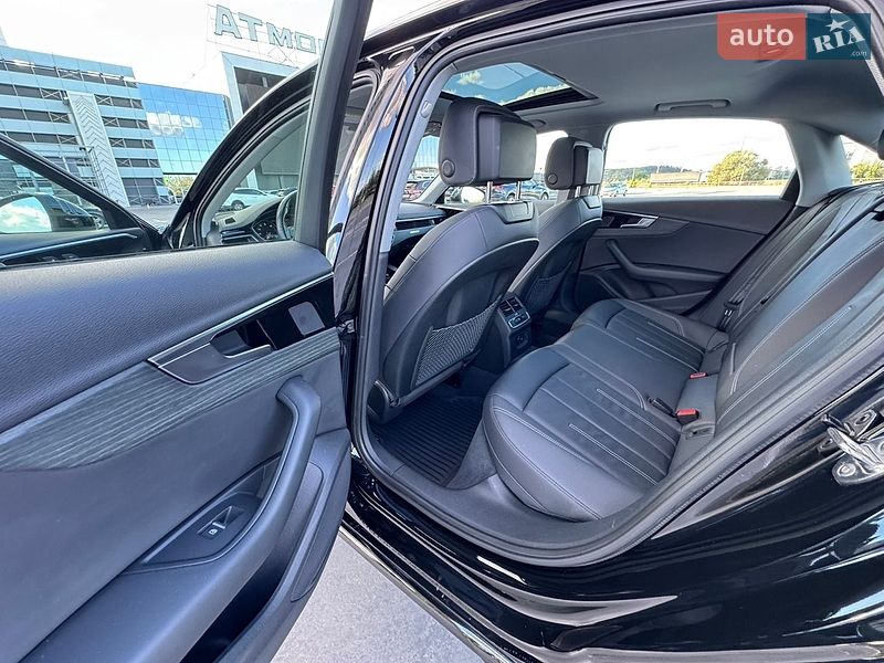 Седан Audi A4 2021 в Києві