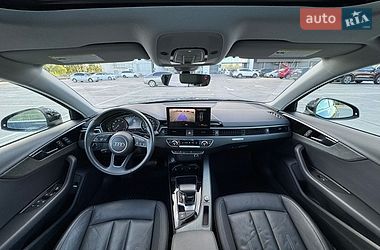 Седан Audi A4 2021 в Києві