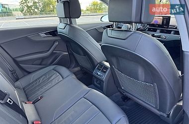Седан Audi A4 2021 в Києві