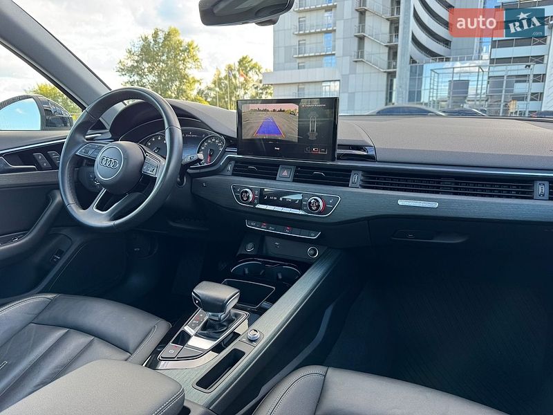 Седан Audi A4 2021 в Києві