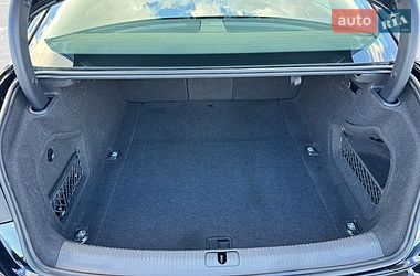 Седан Audi A4 2021 в Києві